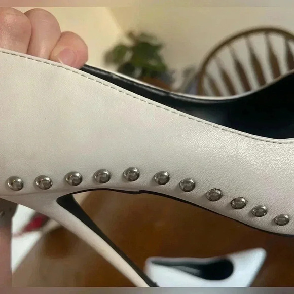 Wild Diva Lounge Studded pointed heels shoes. Little mark on the heal. S… - Picture 12 of 14